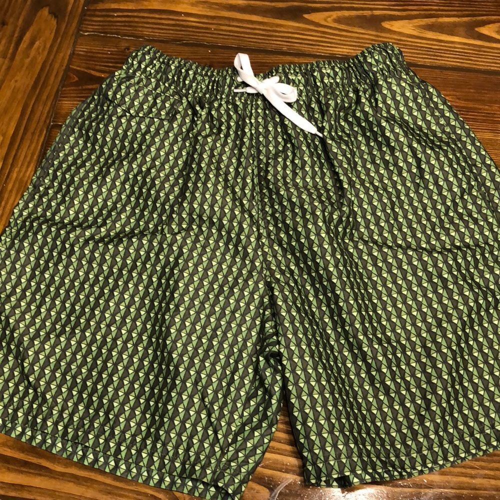 NWOT Ocean Gear Men’s Swim Trunks size M